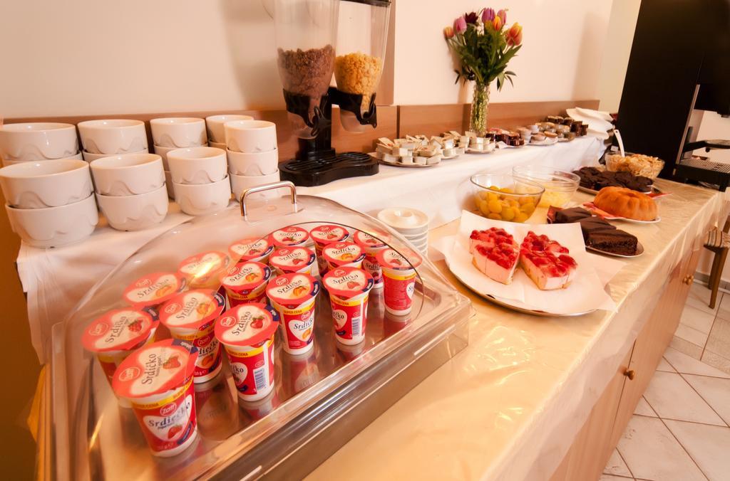 莱西登斯精选酒店 布拉格 外观 照片